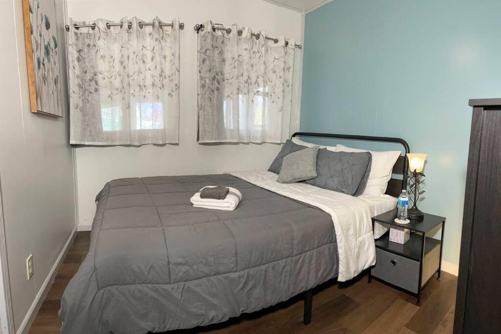 Апартаменти *King Bed/3Bds House Near Naval Base & 6Flags* Вокіган Екстер'єр фото